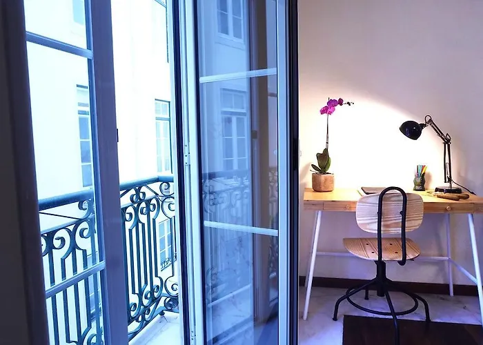 The Bonsai Apartment At Glamorous Chiado